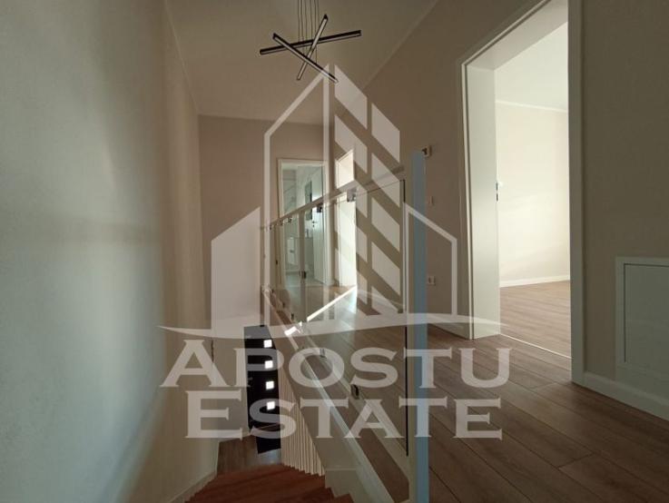 Duplex cu 4 camere, 140 m²,  in Mosnita Noua