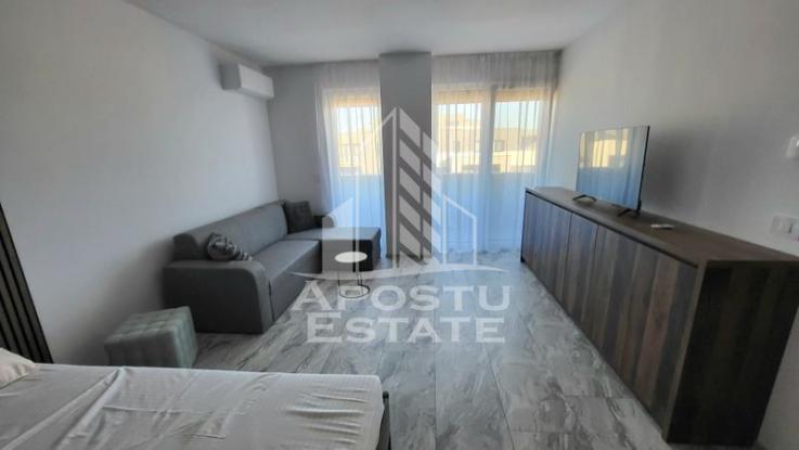 Apartament decomandat cu o camera,prima inchiriere,Aradului