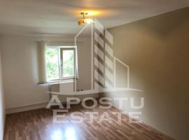 Spatiu birouri 70 mp  Zona Aradului