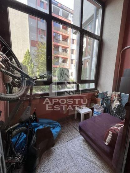 Apartament cu 3 camere la parter in zona Soarelui,  bloc nou