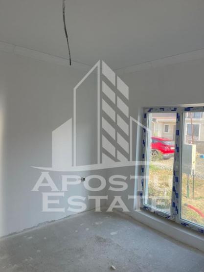 DUPLEX 4 camere aproape de asflat Mosnita Noua