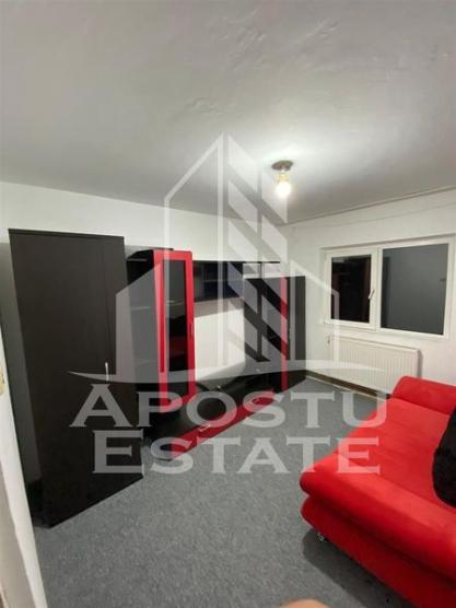 Apartament cu 3 camere 2 bai in zona Lipovei