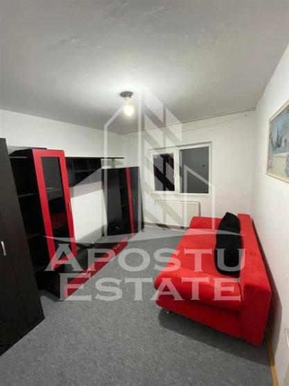 Apartament cu 3 camere 2 bai in zona Lipovei