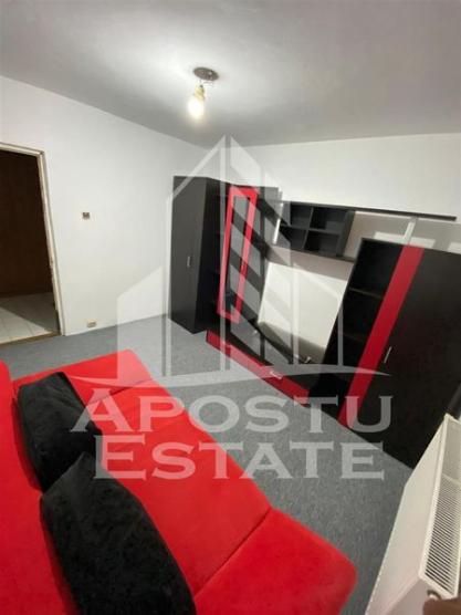 Apartament cu 3 camere 2 bai in zona Lipovei