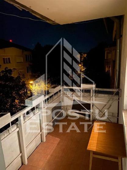 Apartament cu 3 camere 2 bai in zona Lipovei