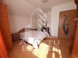 Apartament 3 camere la casa, centrala proprie, spatios, Dumbravita