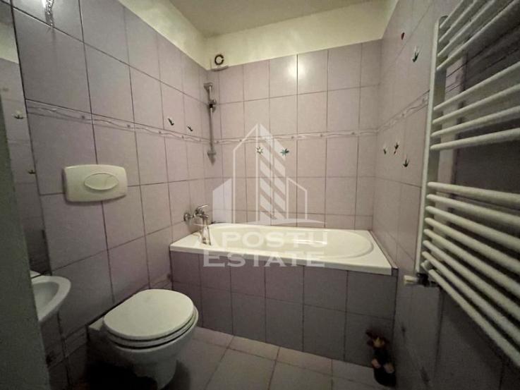 Apartament cu 4 camere pe 2 niveluri, view deosebit, zona Buziasului