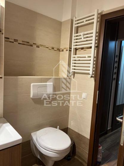 Apartament cu 2 camere in zona Shopping City, etajul intai, cetrala