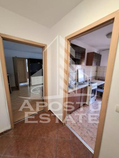 Apartament cu 2 camere, centrala proprie, zona Aradului