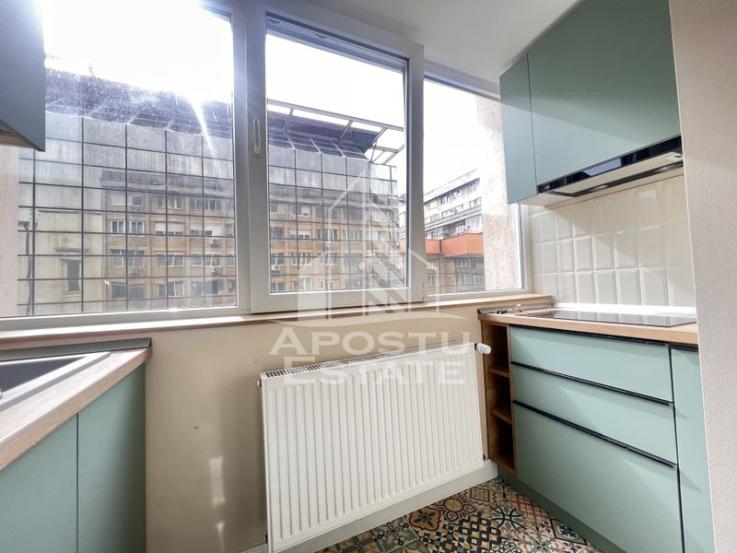 Apartament cu 2 camere, loc de parcare locatari, Ultracentral