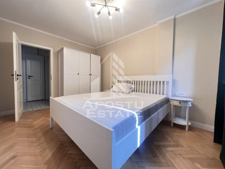 Apartament cu 2 camere, loc de parcare locatari, Ultracentral