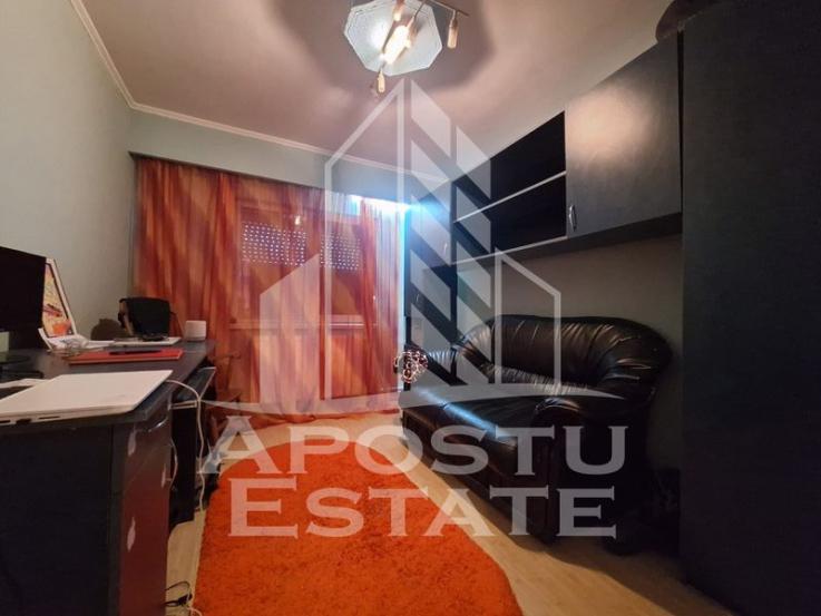 Apartament 3 camere, decomandat, 84 mp, Alfa