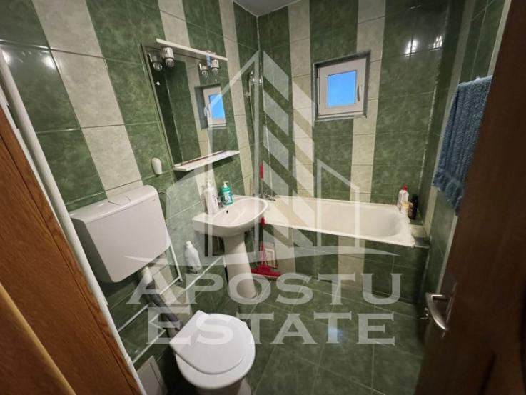 Apartament 2 camere decomandat,zona Soarelui/Judetean