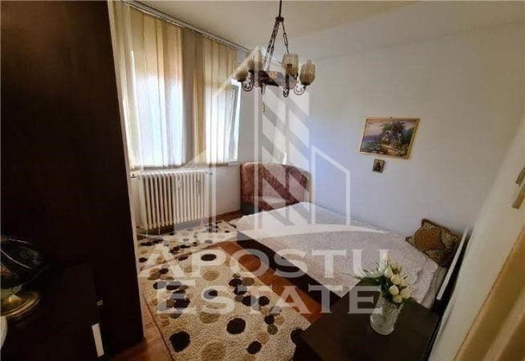 Apartament 3 camere, Girocului