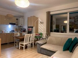 Apartament cu 3 camere, curte proprie, loc de parcare, in Dumbravita