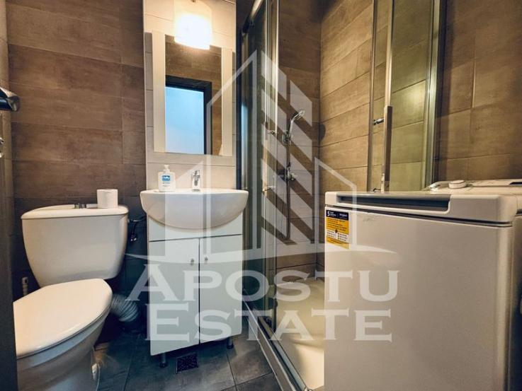 Apartament cu 3 camere, centrala proprie, zona Sagului