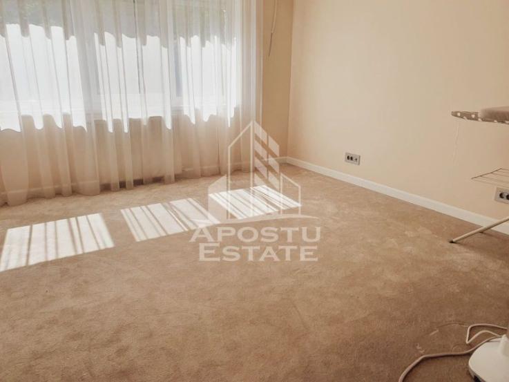 Apartament proaspat renovat 3 camere, Take Ionescu/ Medicina