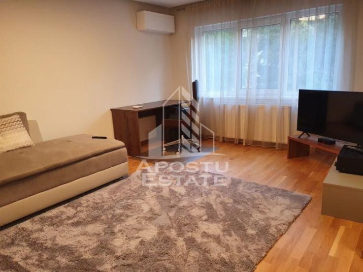 Apartament proaspat renovat 3 camere, Take Ionescu/ Medicina