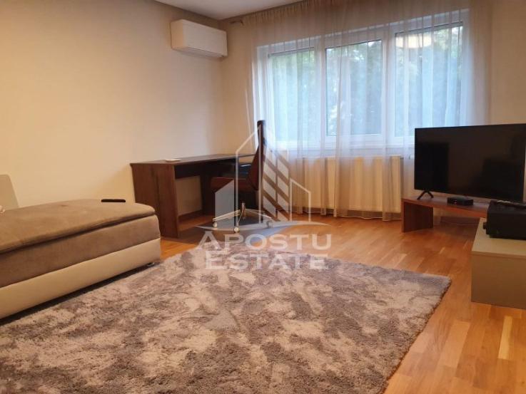 Apartament proaspat renovat 3 camere, Take Ionescu/ Medicina