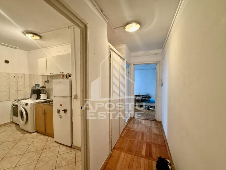 Apartament o camera, bucatarie inchisa,  38mp, Complexul Studentesc