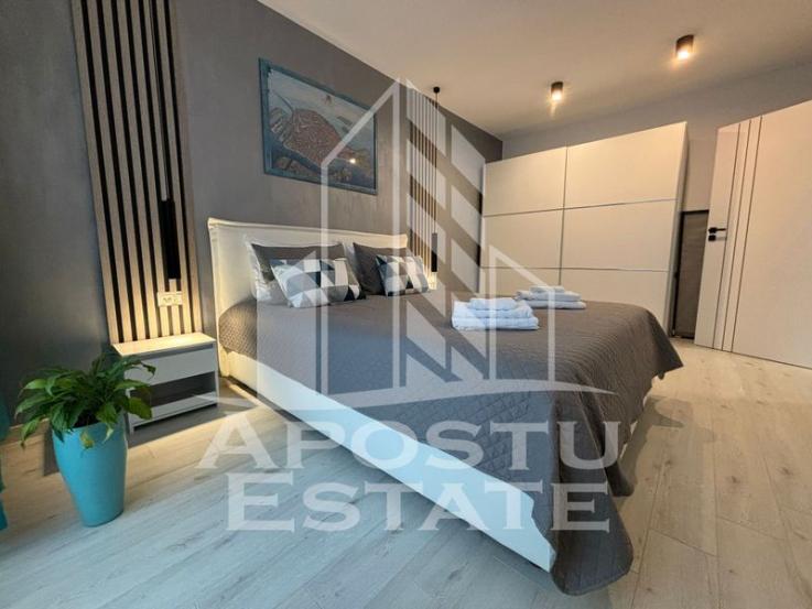 Apartament cu 2 camere, centrala proprie,loc de parcare, zona Lipovei