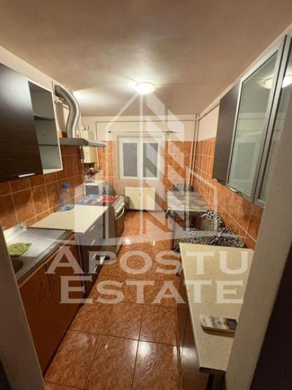 Apartament 2 camere, centrala proprie, Cetatii