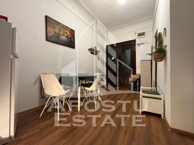 Apartament cu o camera, centrala proprie, zona Centrala