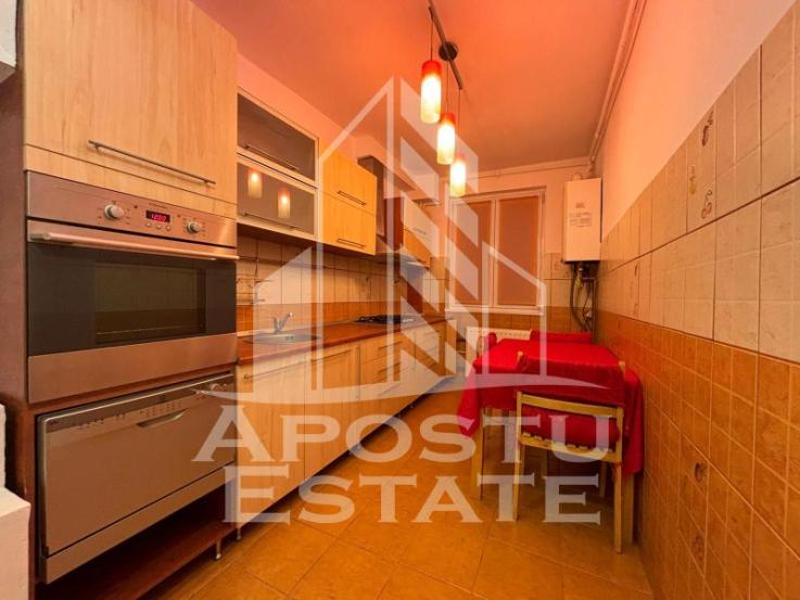 Apartament cu 2 camere, centrala proprie, zona Circumvalatiunii