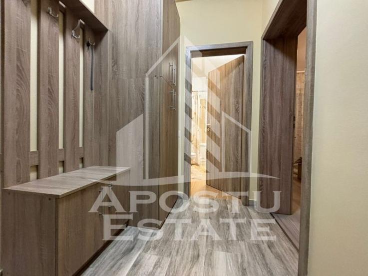 Apartament cu 2 camere, centrala proprie,zona Lipovei