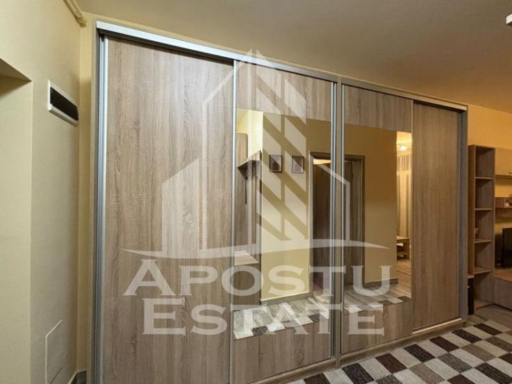 Apartament cu 2 camere, centrala proprie,zona Lipovei