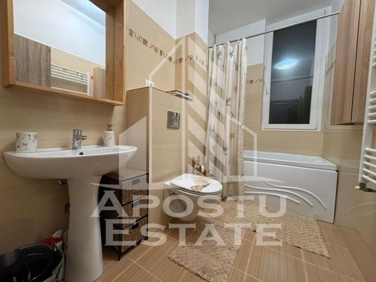 Apartament cu 2 camere, centrala proprie,zona Lipovei