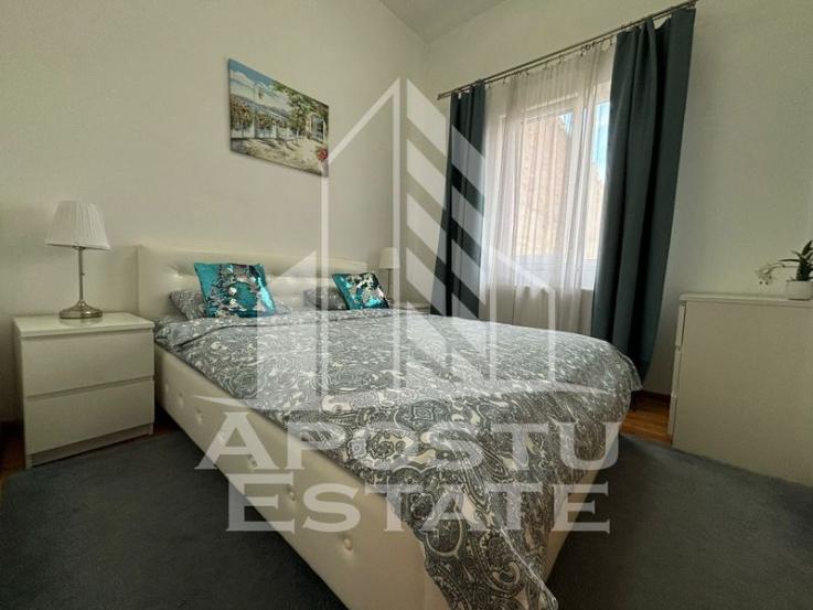 Apartament cu 2 camere, central