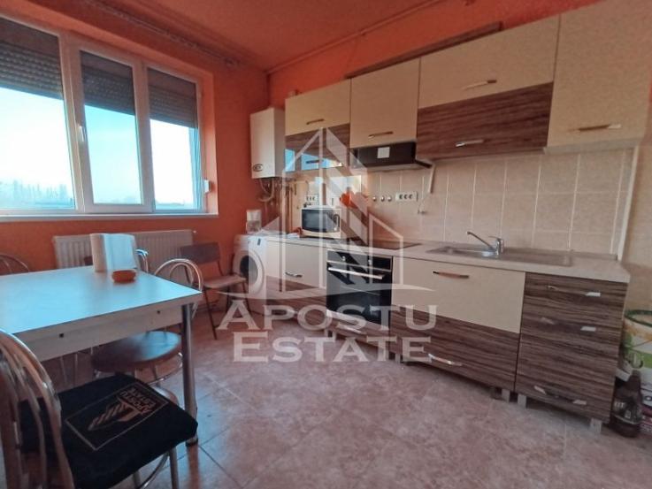 Apartament 2 camere renovat, centrala proprie, izolat interior, Steaua