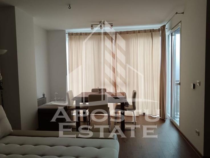 Apartament cu 2 camere, loc de parcare, Spitalul Judetean/Soarelui