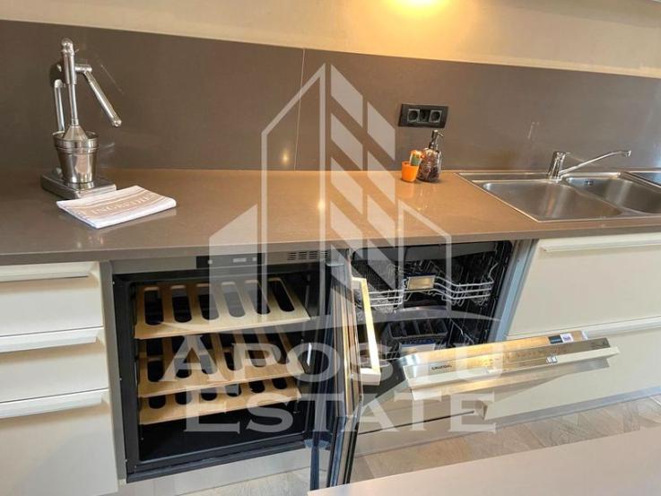 Apartament central tip penthouse,cladire istorica