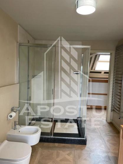 Apartament central tip penthouse,cladire istorica