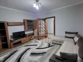 Apartament decomandat cu 3 camere,Calea Lipovei