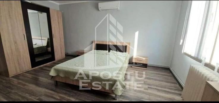 Apartament decomandat cu 3 camere,Calea Lipovei