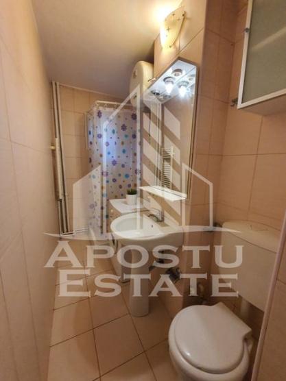 Apartament modern,semidecomandat,3 camere,zona Dacia