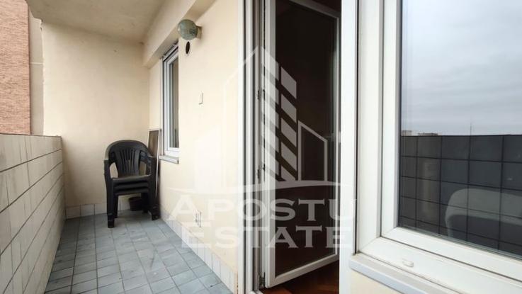 Apartament cu 4 camere tip Samantha, zona Polivalenta