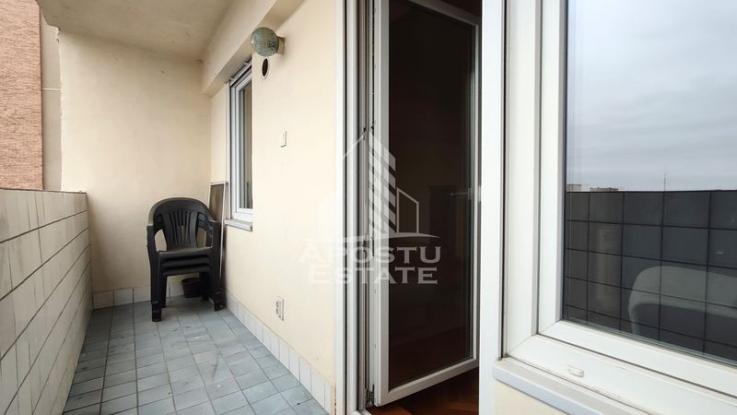 Apartament cu 4 camere tip Samantha, zona Polivalenta