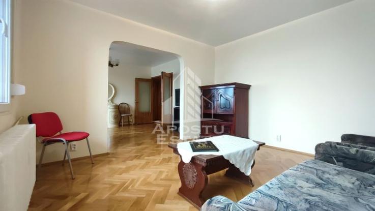 Apartament cu 4 camere tip Samantha, zona Polivalenta