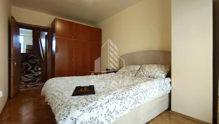 Apartament cu 4 camere tip Samantha, zona Polivalenta