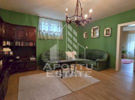 Casa individuala cu 5 camere si 3 bai, teren 1700 mp, Giarmata