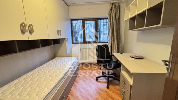 Apartament 3 camere, centrala proprie, Zona Sagului