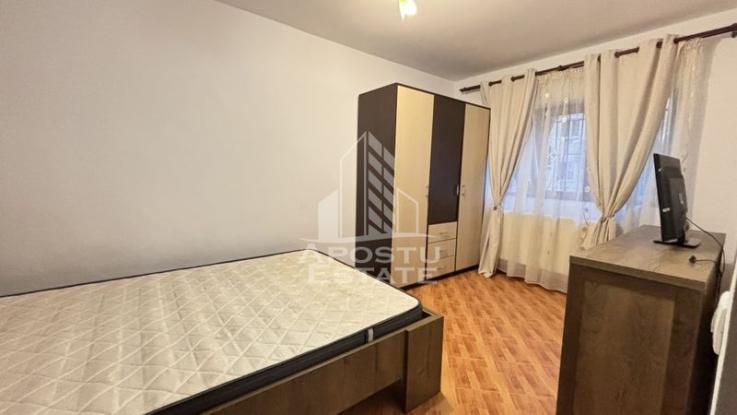 Apartament 3 camere, centrala proprie, Zona Sagului