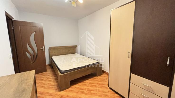 Apartament 3 camere, centrala proprie, Zona Sagului