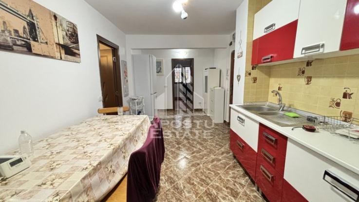 Apartament 3 camere, centrala proprie, Zona Sagului