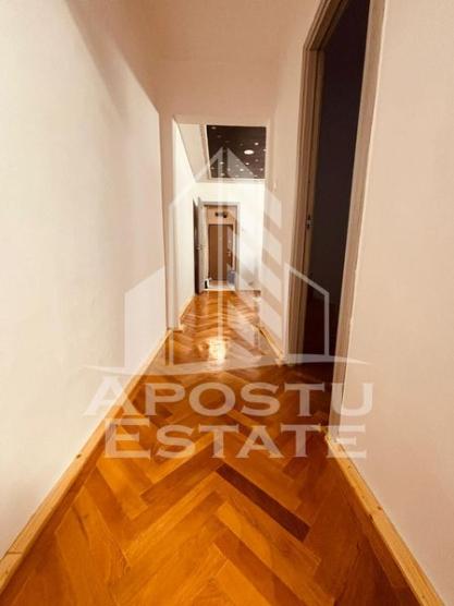 Apartament cu 3 camere, centrala proprie, zona Dacia, PET FRIENDLY