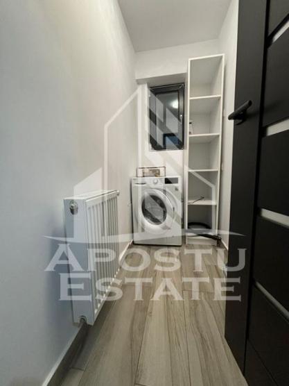 Apartament cu o camera, centrala proprie, loc de parcare, zona Lipovei